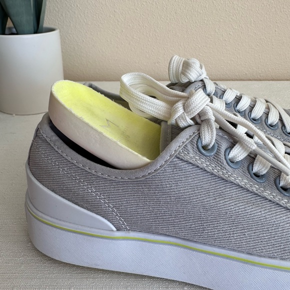 Marc Fisher Blue Rammy Gray Canvas Lace Up Platform Sneakers Women’s 7.5M - Picture 10 of 13